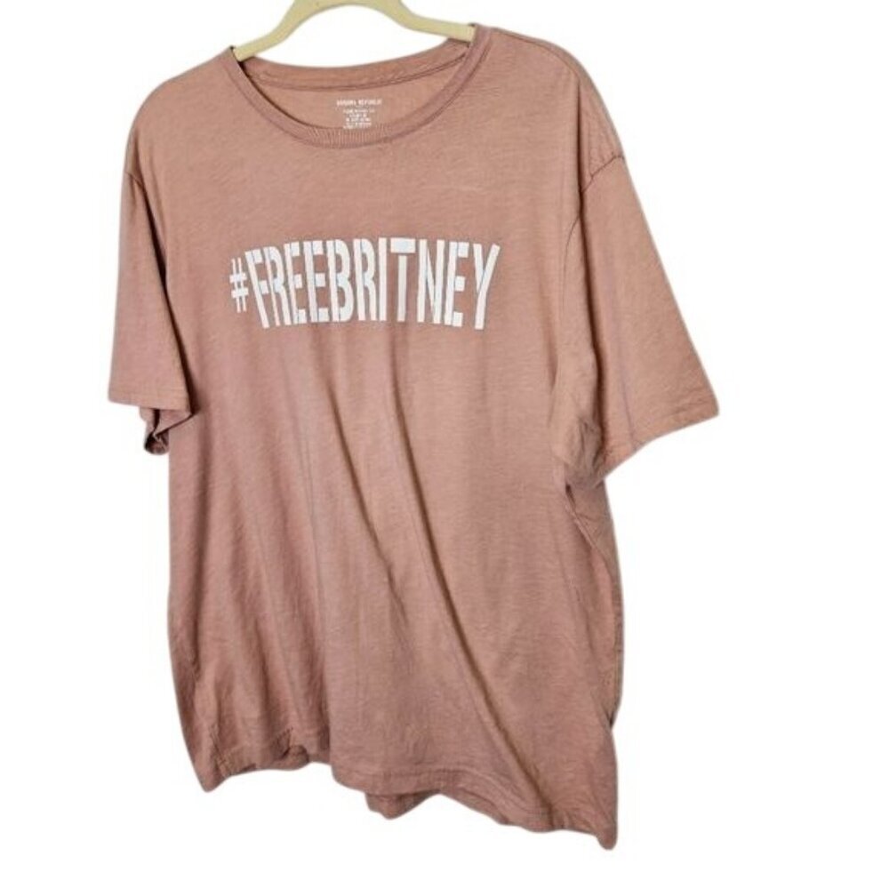 Banana‎ Republic Free Britney Pink Graphic T-Shirt XL Cotton/Polyester